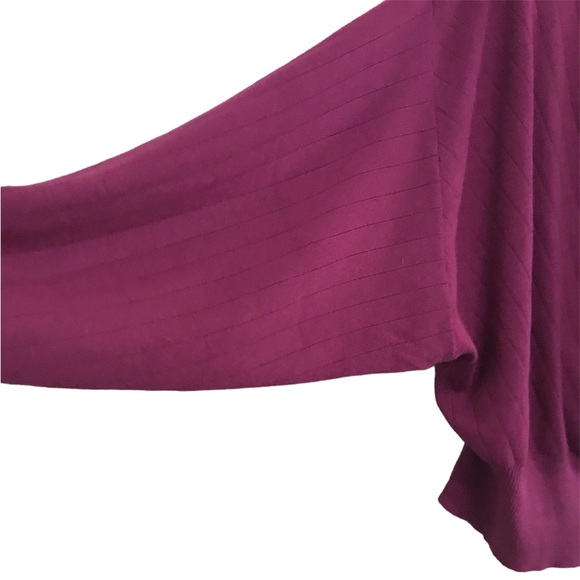 Fashion Nova Women’s Cute Feelings Cropped Sweater Size L NWT - Picture 3 of 5